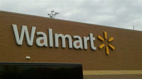 Walmart bristol tn - BRISTOL, Tenn. (WJHL) — A newly remodeled Walmart has opened for business in Bristol, Tennessee. According to a release from Walmart, the remodeled location has various store improvements and ...